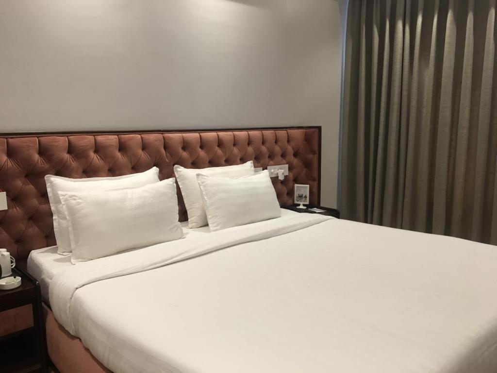 Hotel Accord Premier Raigarh Kültér fotó