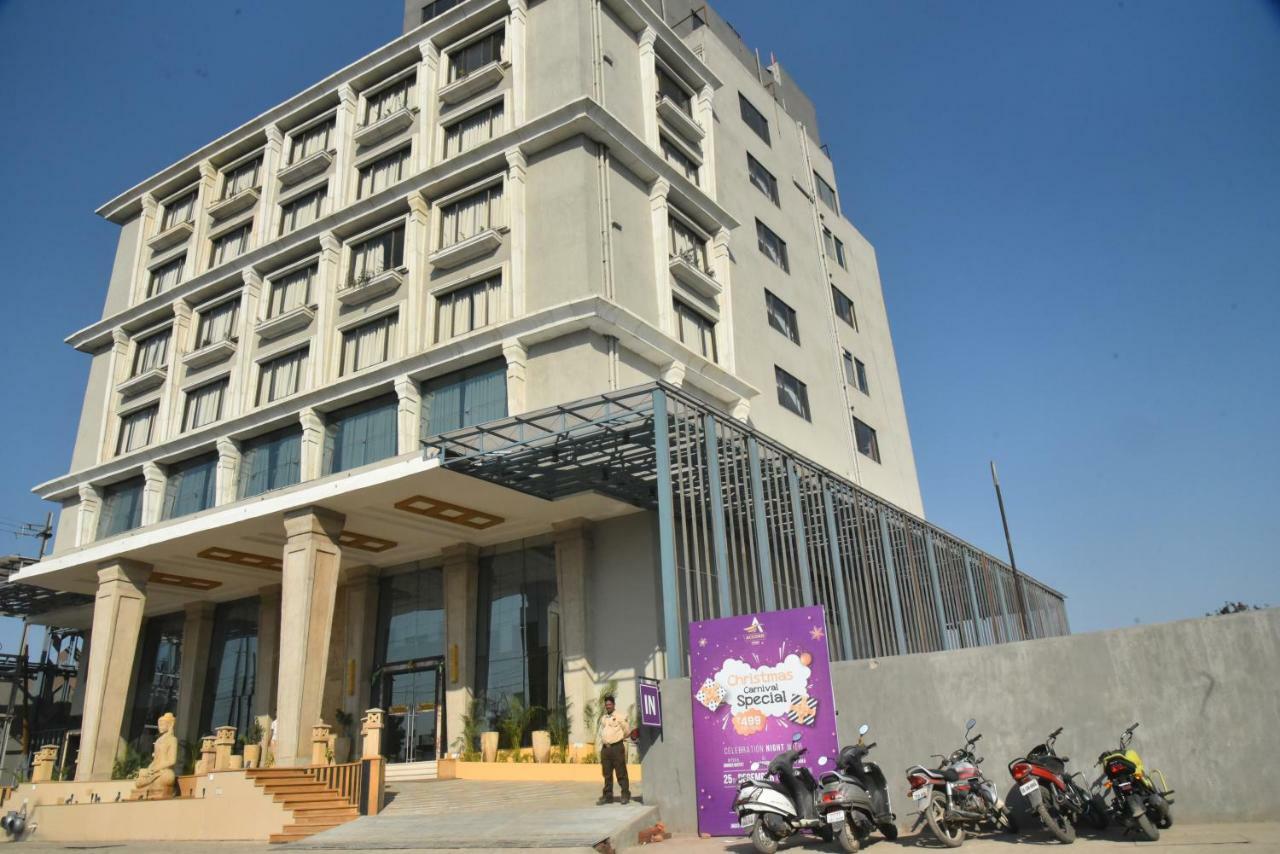 Hotel Accord Premier Raigarh Kültér fotó